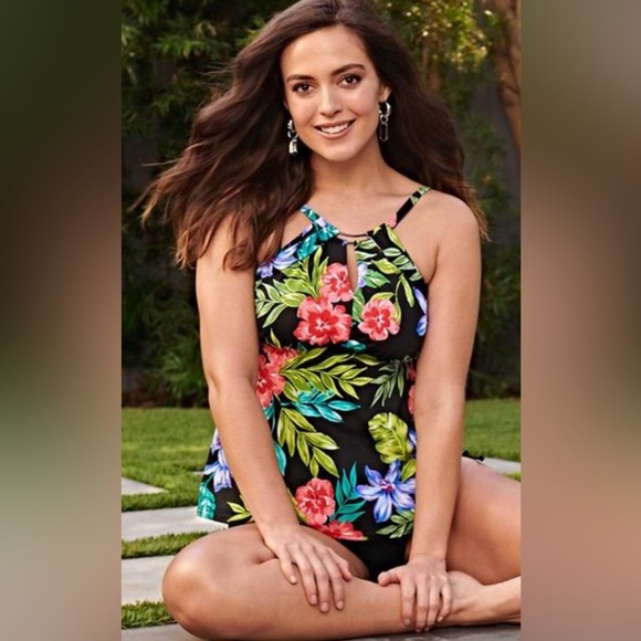 Swim Ruby Ribbon - Picture 2 of 12